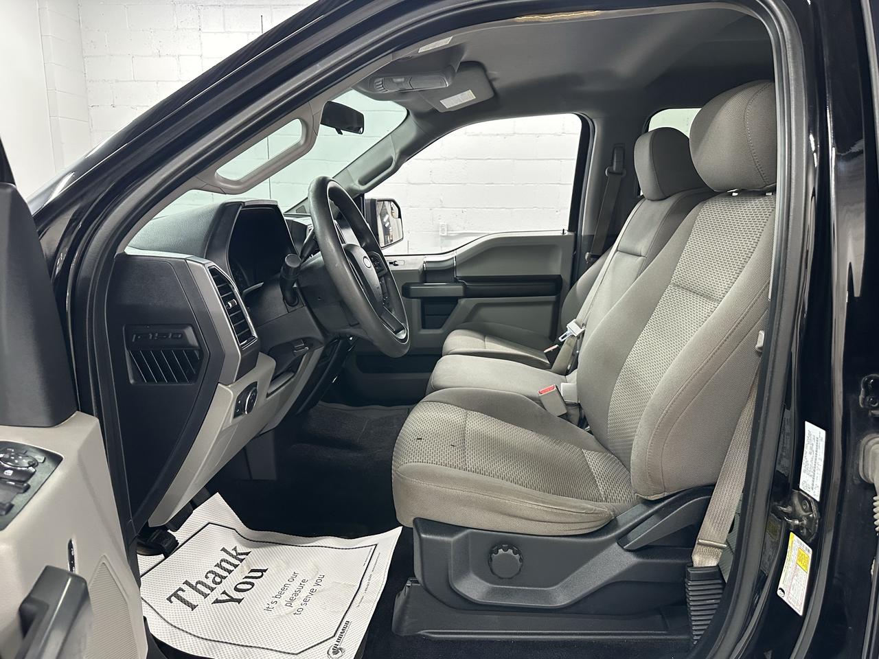 2017 Ford F-150 XLT Photo30