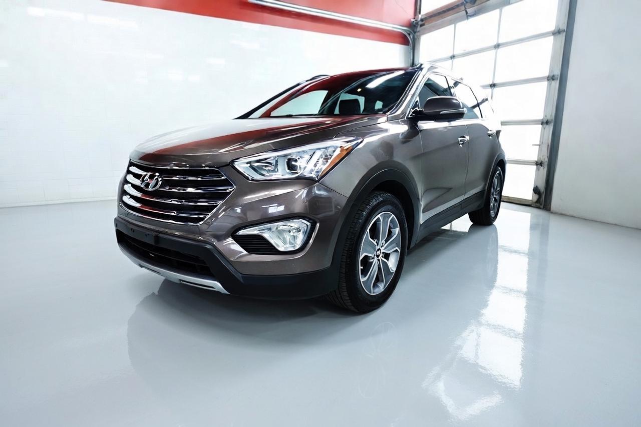 2015 Hyundai Santa Fe XL AWD,LUXURY,7 PASS,ONE OWNER,DEALER MAINTAIN Photo2