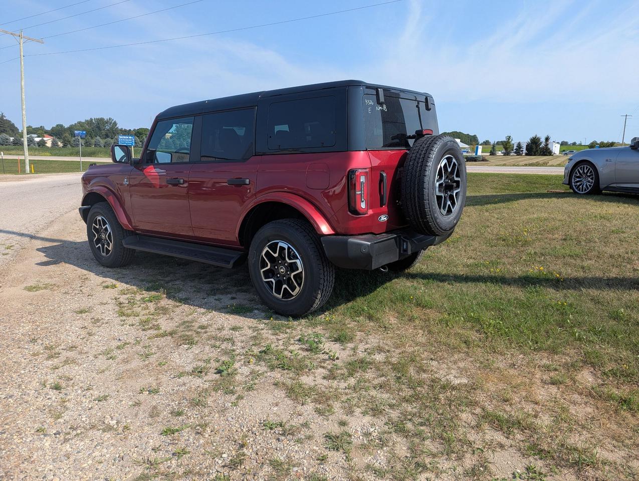 2026 Ford Bronco Outer Banks 4X4 Photo3