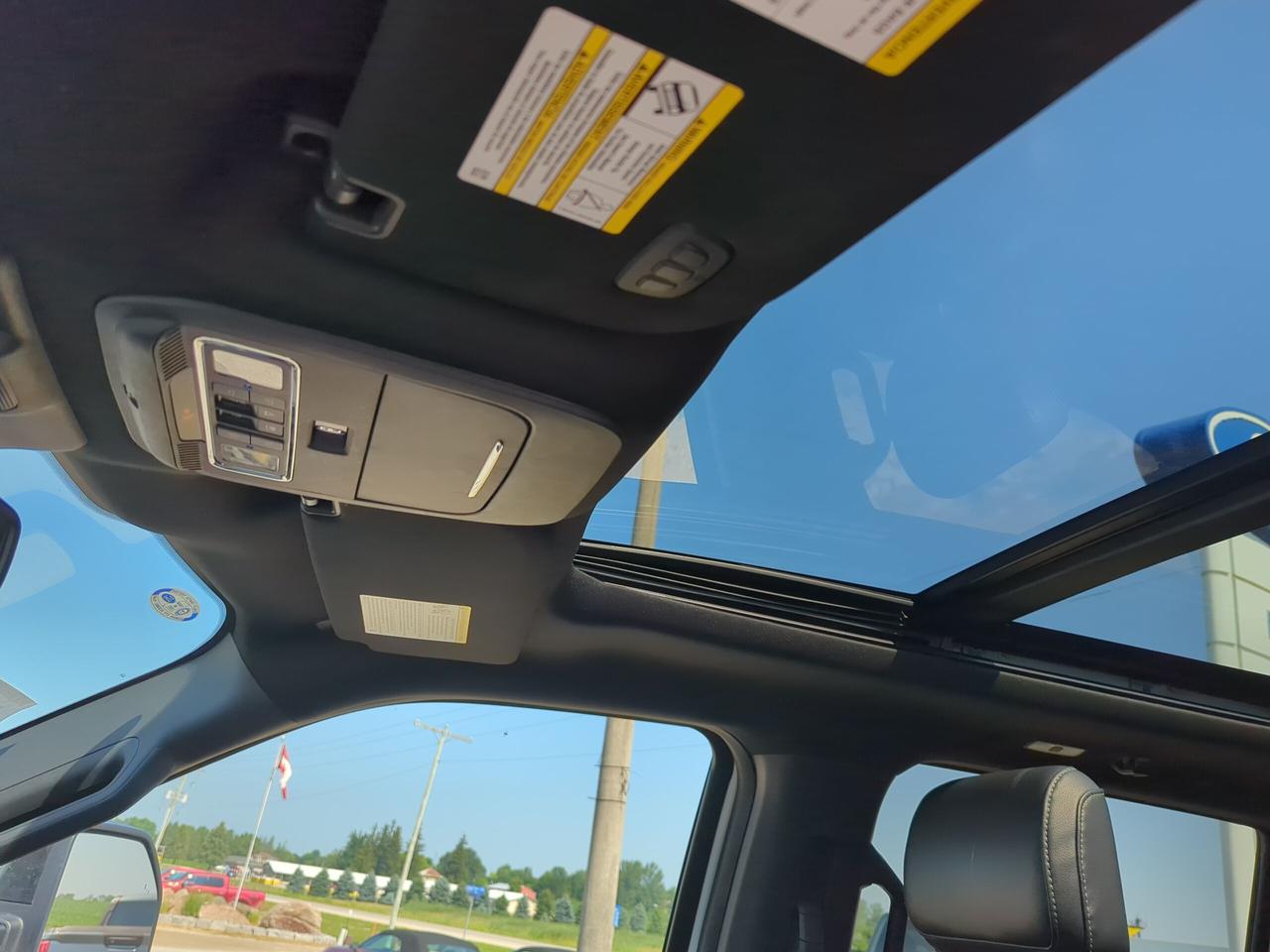 2023 Ford F-150 Lariat 4WD SuperCrew 6.5' Box Photo