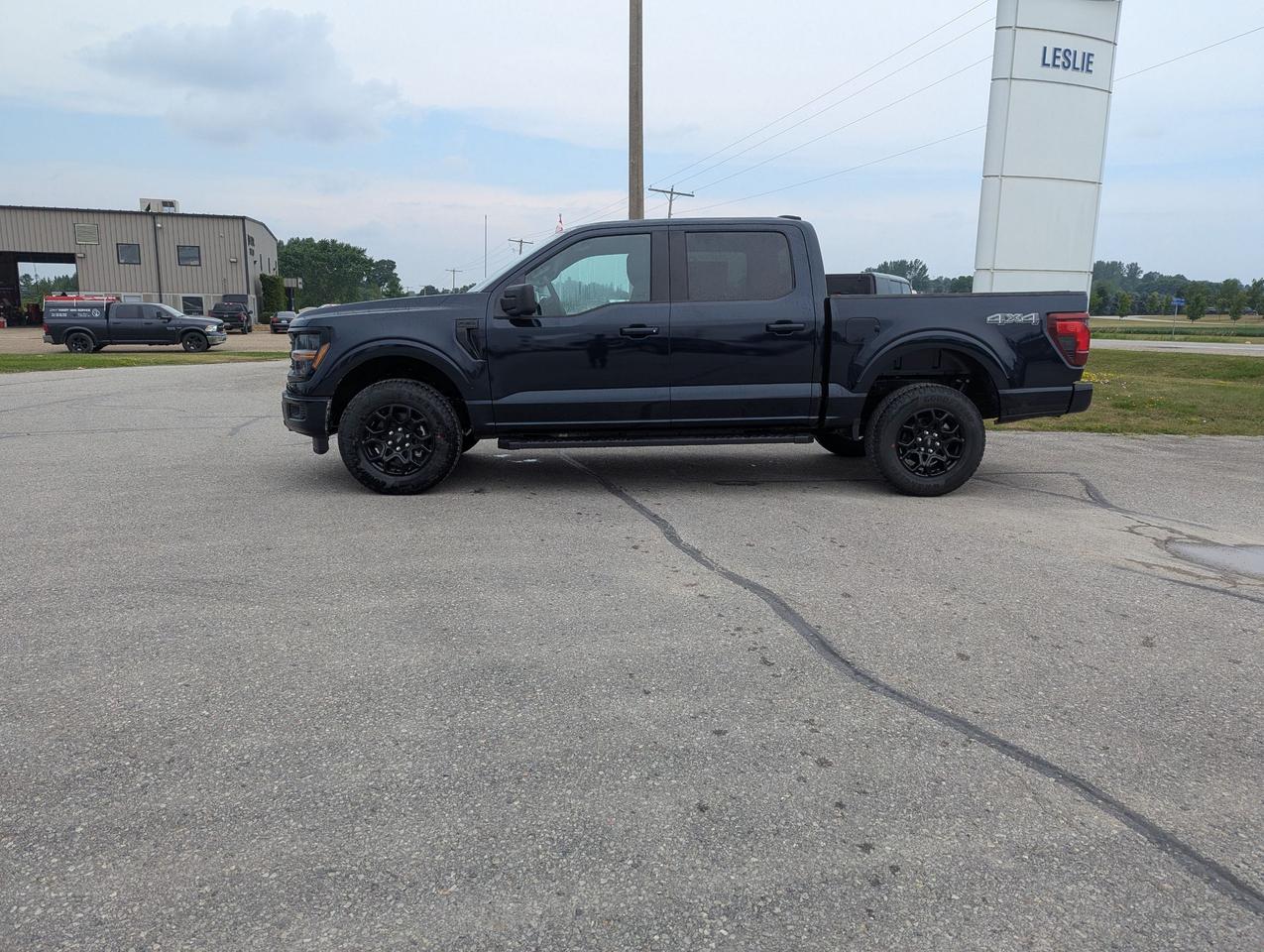 2026 Ford F-150 XLT SuperCrew 301A 4x4 Photo2