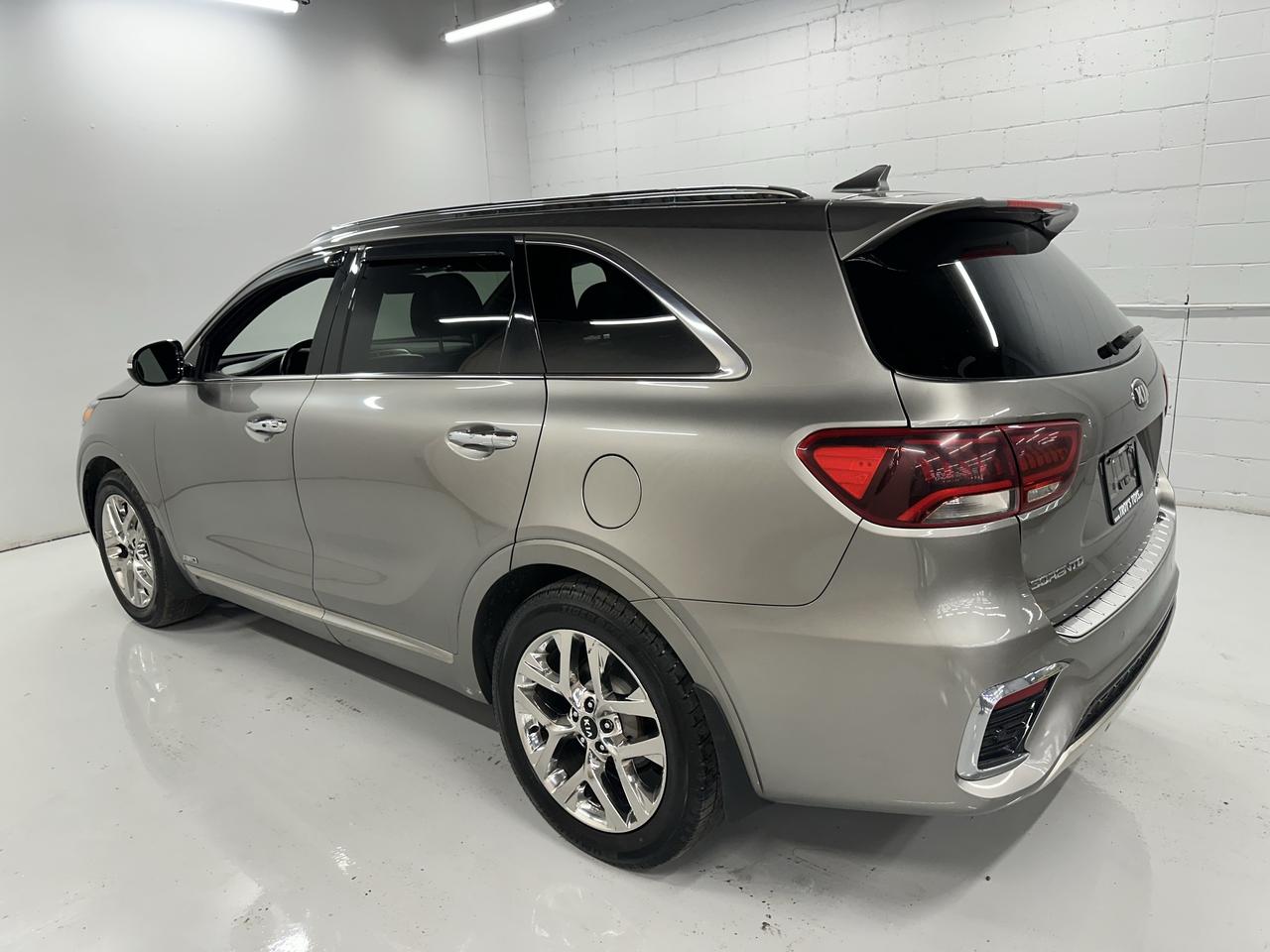 2019 Kia Sorento SXL Limited AWD w/Black Nappa Photo25