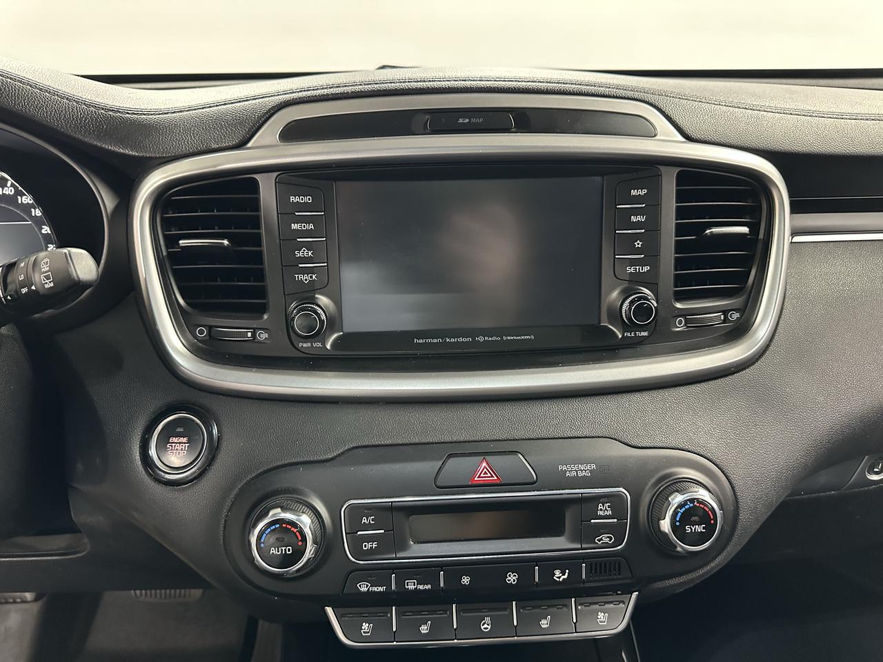 2019 Kia Sorento SXL Limited AWD w/Black Nappa Photo11