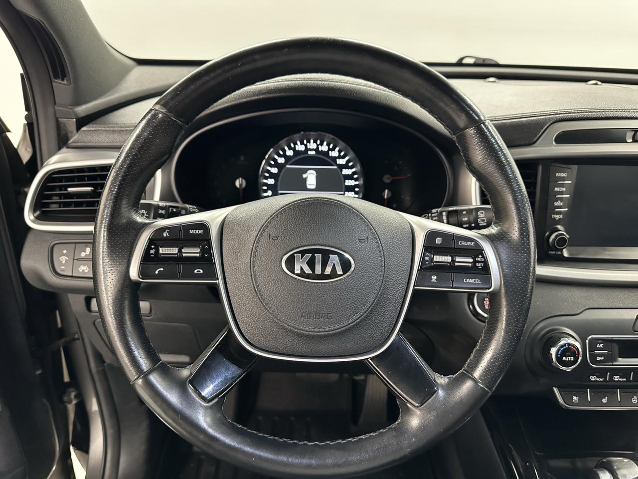 2019 Kia Sorento SXL Limited AWD w/Black Nappa Photo29