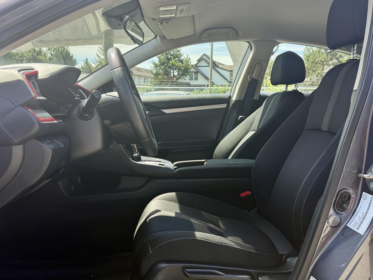 2020 Honda Civic FINANCING AVAILABLE Photo9