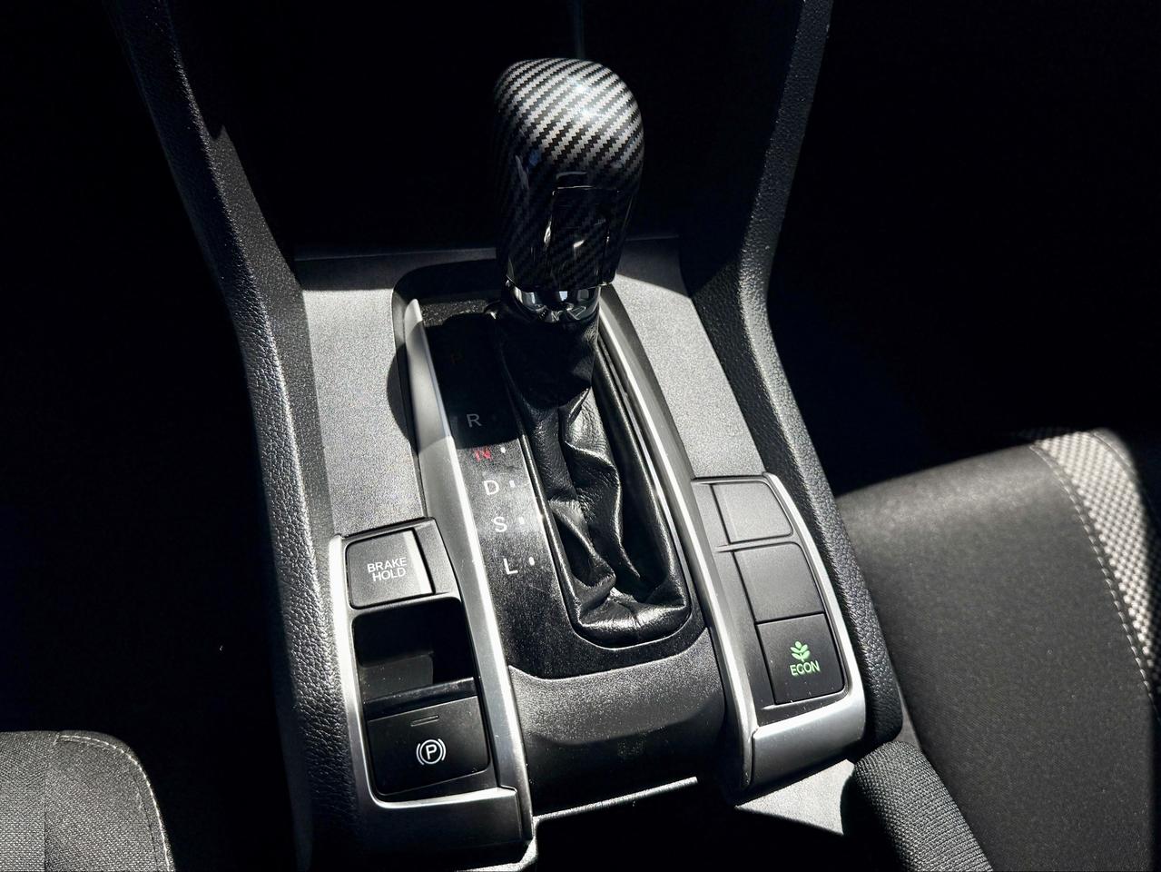 2020 Honda Civic FINANCING AVAILABLE Photo12