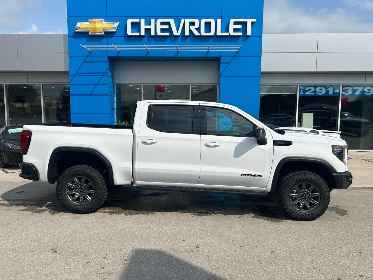 2026 GMC Sierra 1500 Crew Cab Short Box 4-Wheel Drive AT4X Photo5