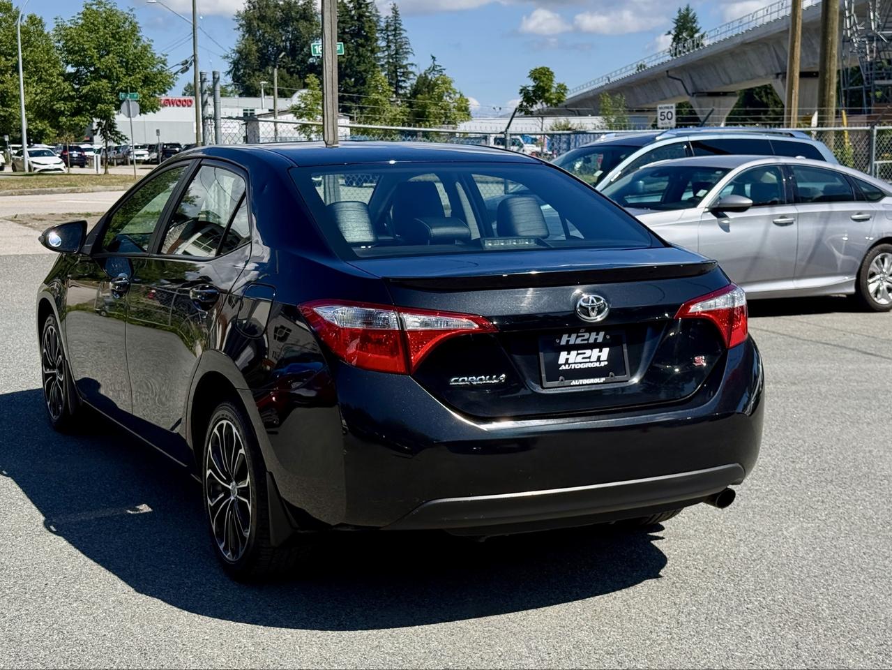 2014 Toyota Corolla FINANCING AVAILABLE Photo7