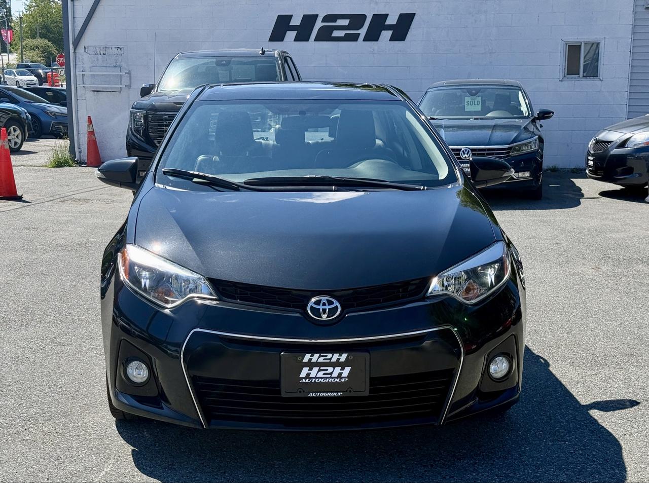 2014 Toyota Corolla FINANCING AVAILABLE Photo2