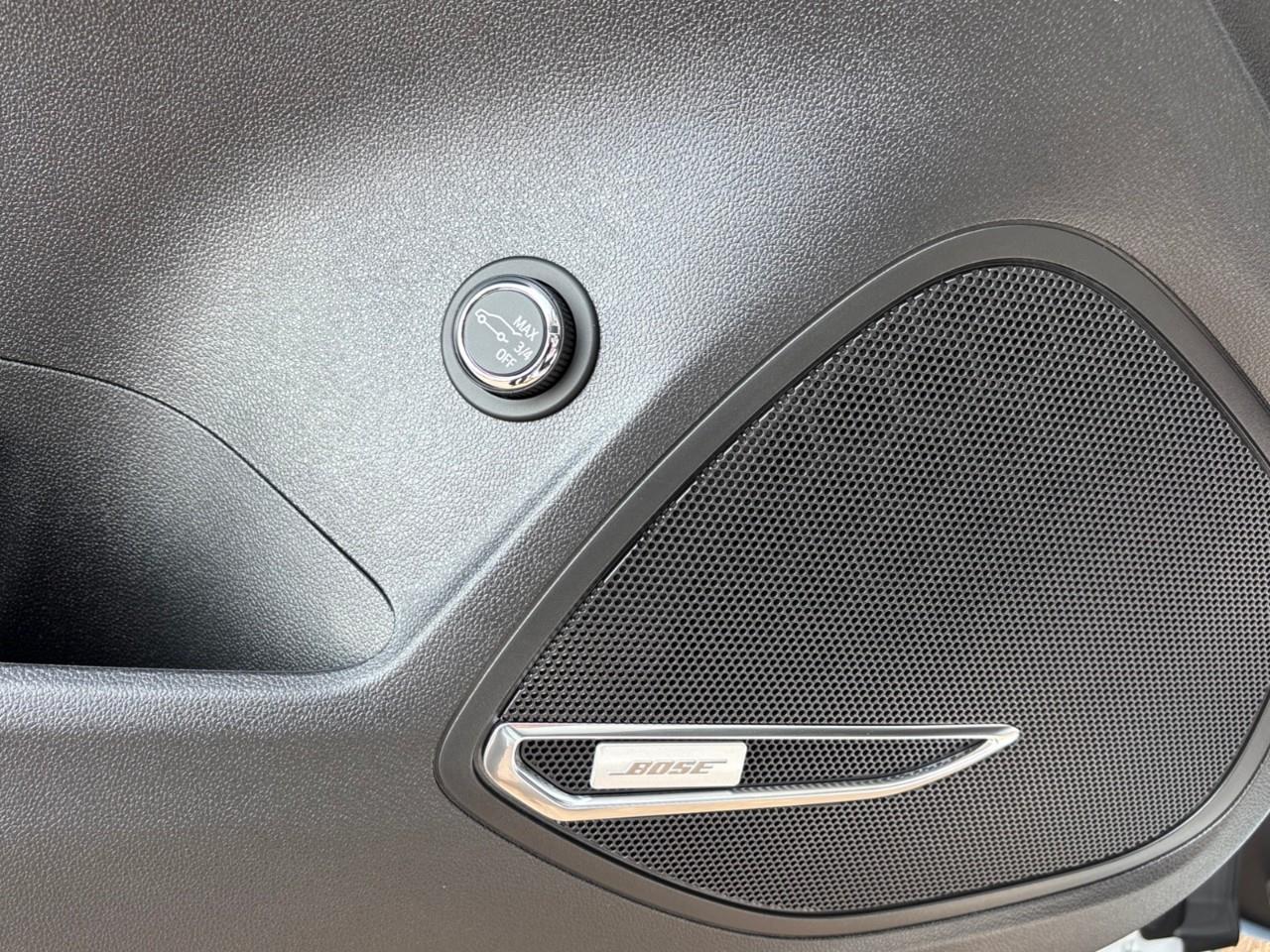 2026 Buick Envision Avenir New 2026 Luxurious 5 Passenger AWD SUV with 20 Pearl Nickel Alloy Wheels, Panoramic Sunroof, Head-Up Drivers Display, Heated and Cooled Front Seats, Heated Second Row Outboard Seats, Drivers Message S Photo