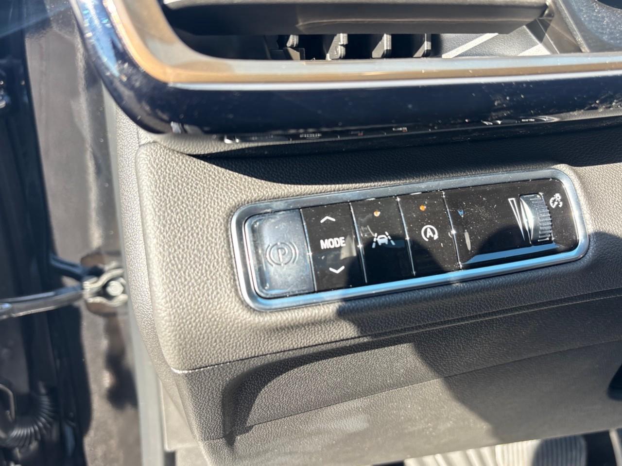 2026 Buick Envision Avenir New 2026 Luxurious 5 Passenger AWD SUV with 20 Pearl Nickel Alloy Wheels, Panoramic Sunroof, Head-Up Drivers Display, Heated and Cooled Front Seats, Heated Second Row Outboard Seats, Drivers Message S Photo