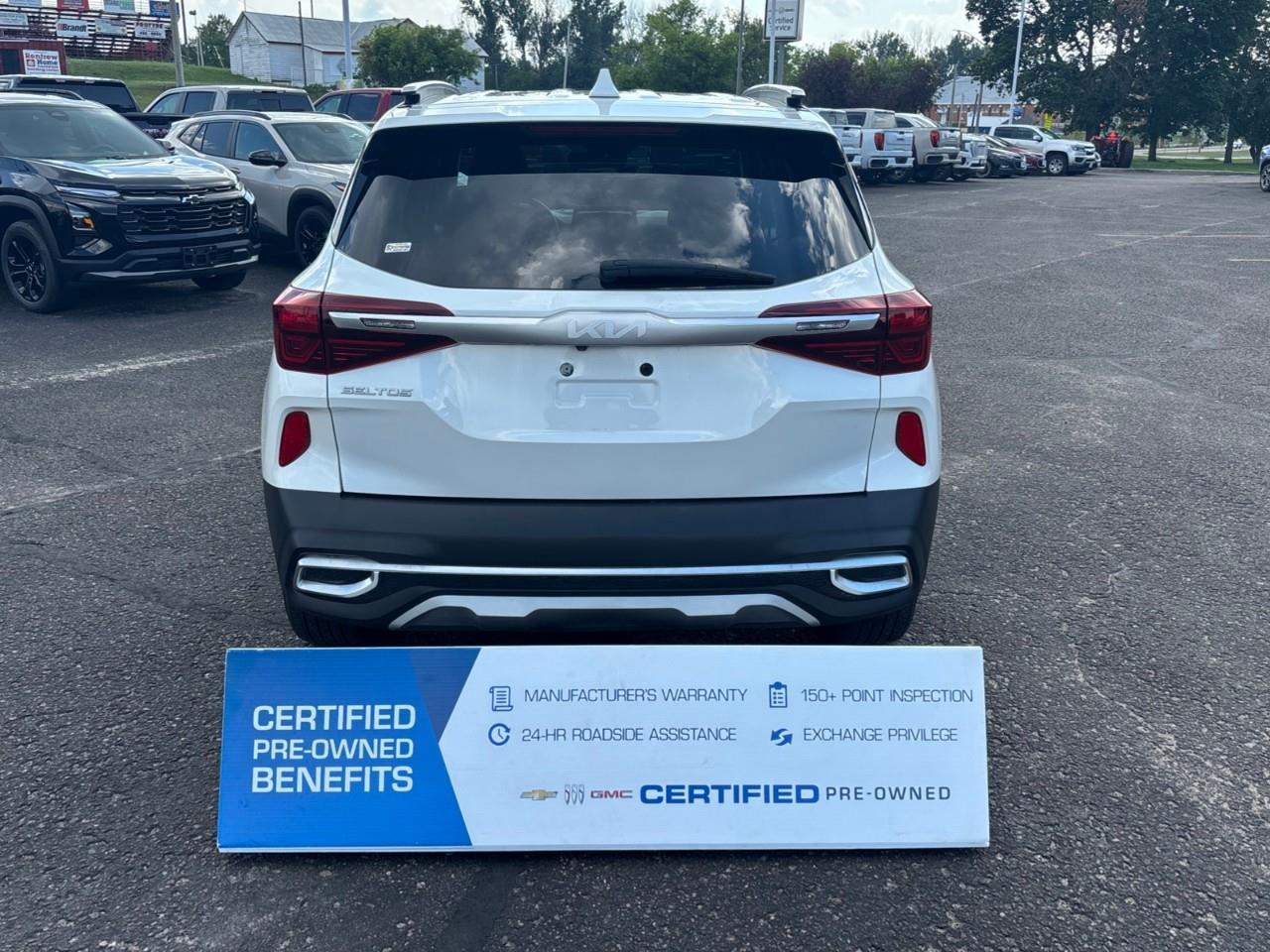2023 Kia Seltos EX Used 5 Passenger AWD SUV with Heated and Cooled Front Seats, Heated Steering Wheel, Navigation and a Power Sunroof Photo2