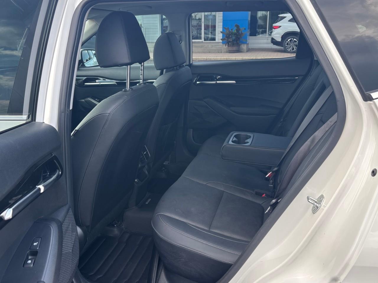 2023 Kia Seltos EX Used 5 Passenger AWD SUV with Heated and Cooled Front Seats, Heated Steering Wheel, Navigation and a Power Sunroof Photo