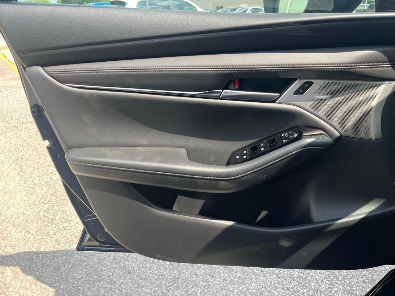 2026 Mazda MAZDA3 GT Photo