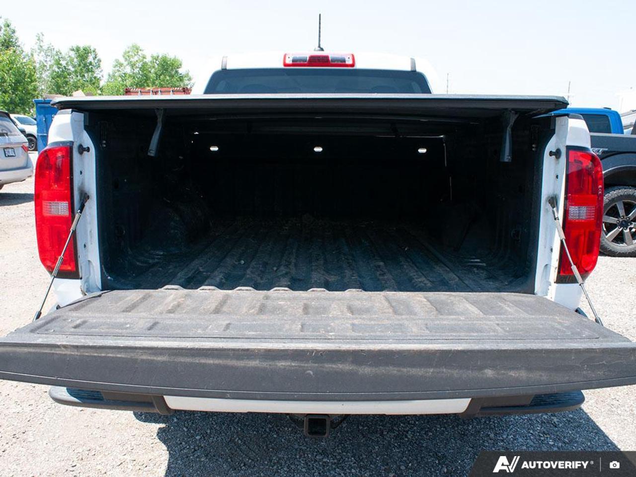 2022 Chevrolet Colorado WT Photo