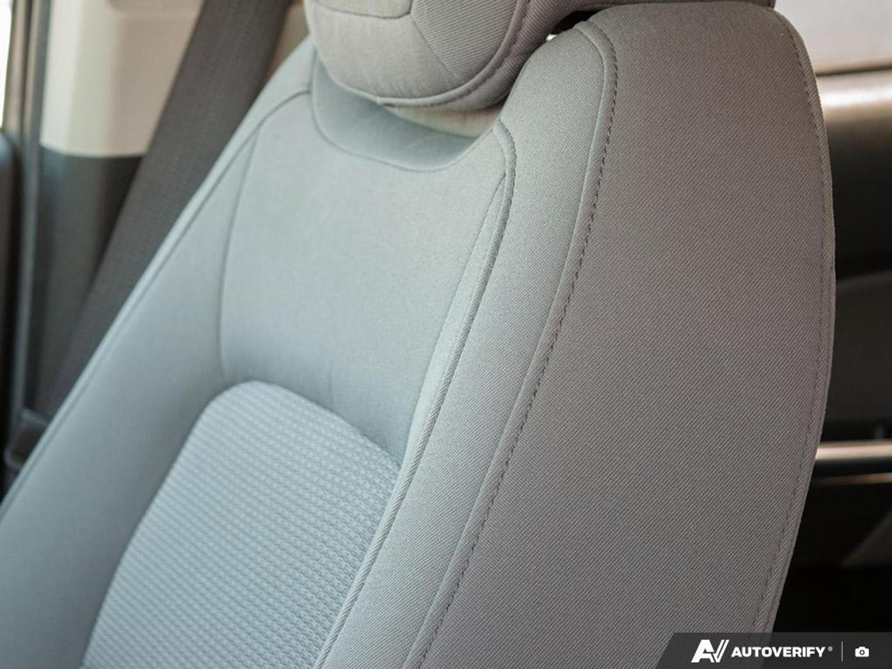 2022 Chevrolet Colorado WT Photo