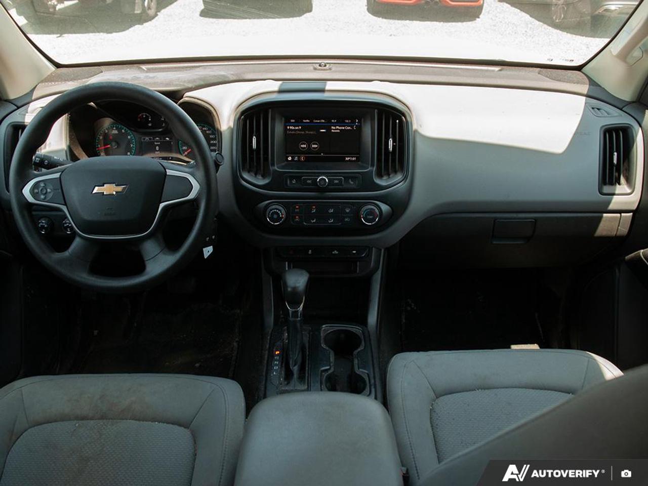 2022 Chevrolet Colorado WT Photo