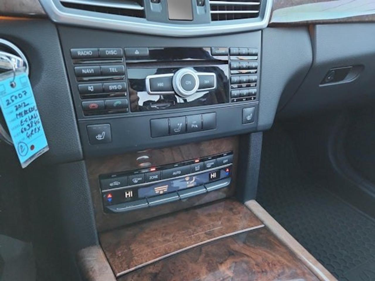 2012 Mercedes-Benz E-Class E 350 BlueTEC Photo