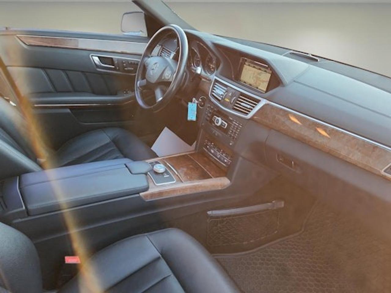 2012 Mercedes-Benz E-Class E 350 BlueTEC Photo