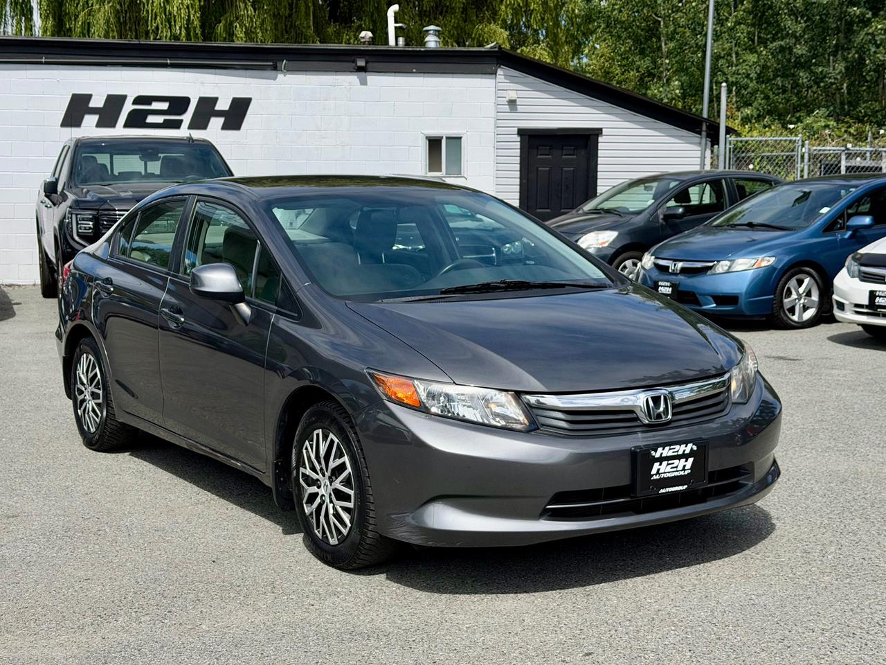 2012 Honda Civic FINANCING AVAILABLE Photo3