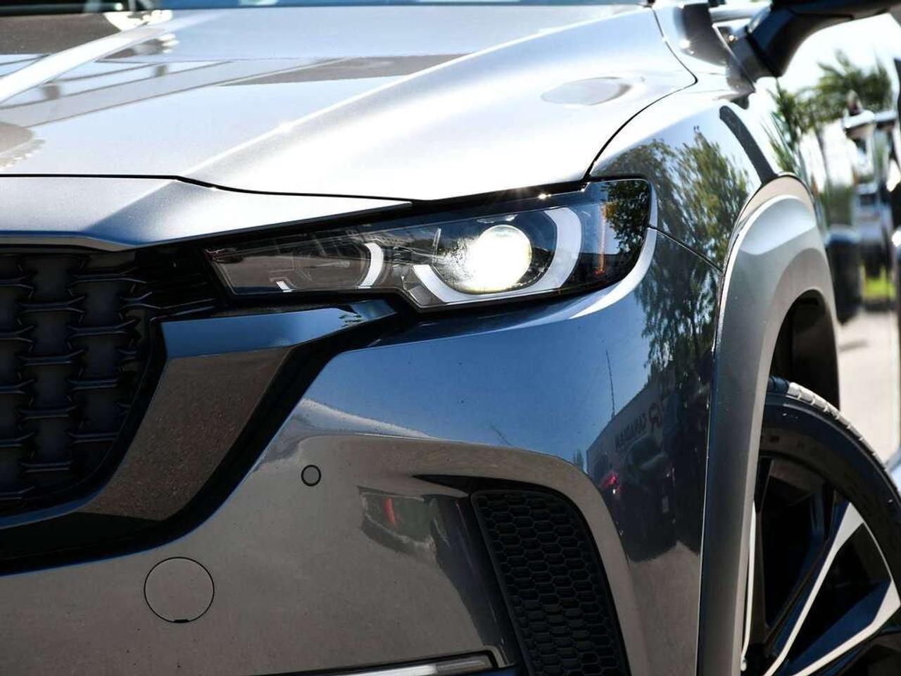 2025 Mazda CX-50 GT AWD Photo
