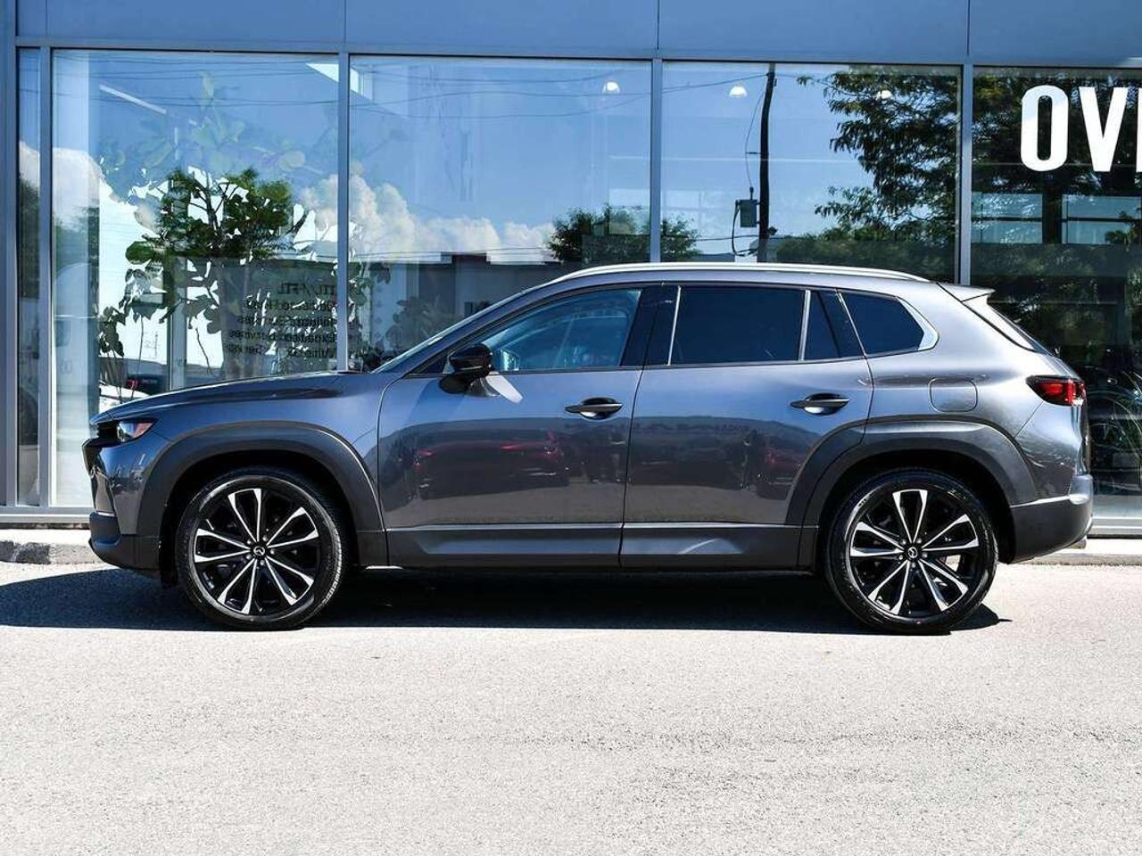 2025 Mazda CX-50 GT AWD Photo