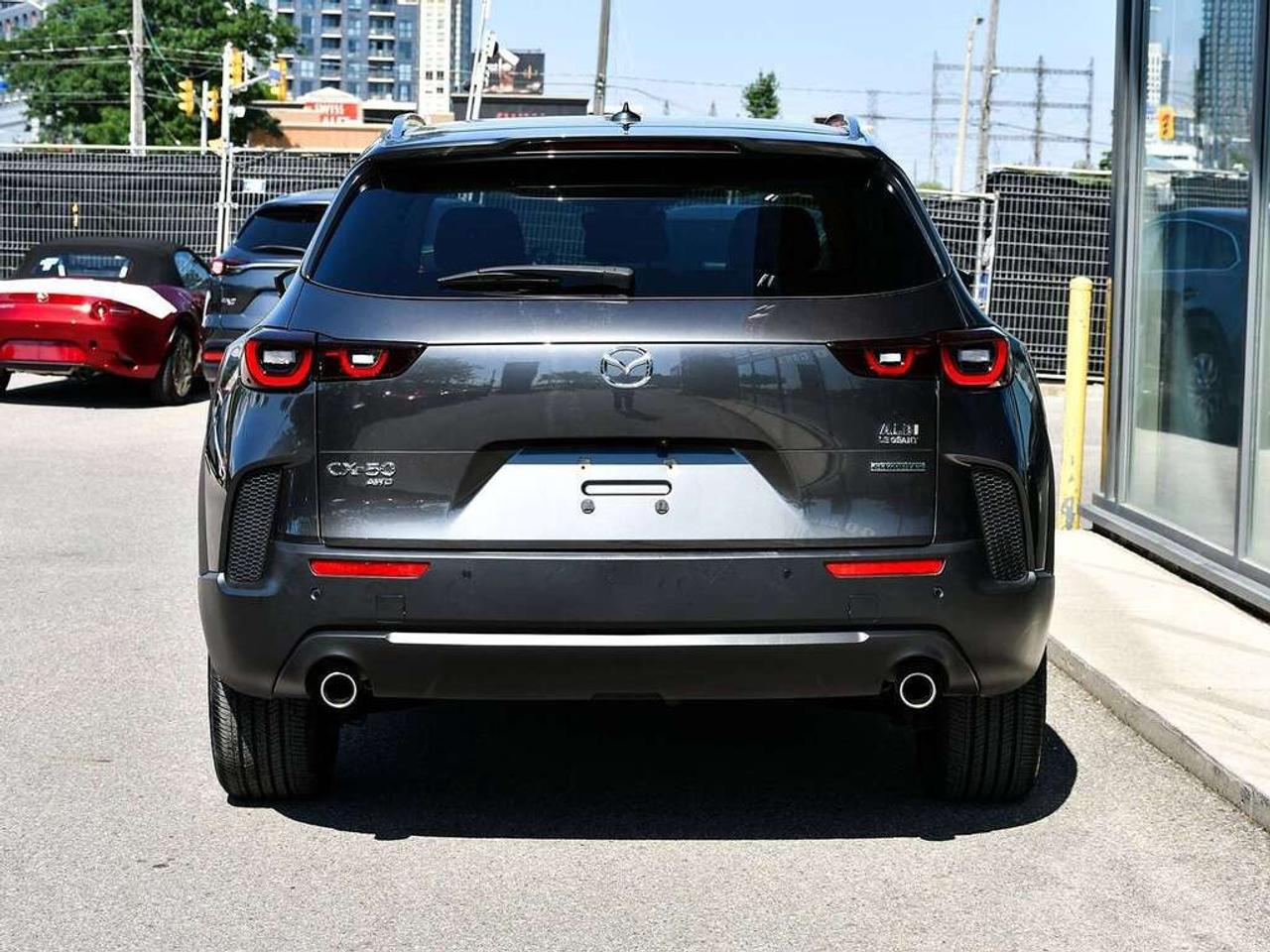2025 Mazda CX-50 GT AWD Photo