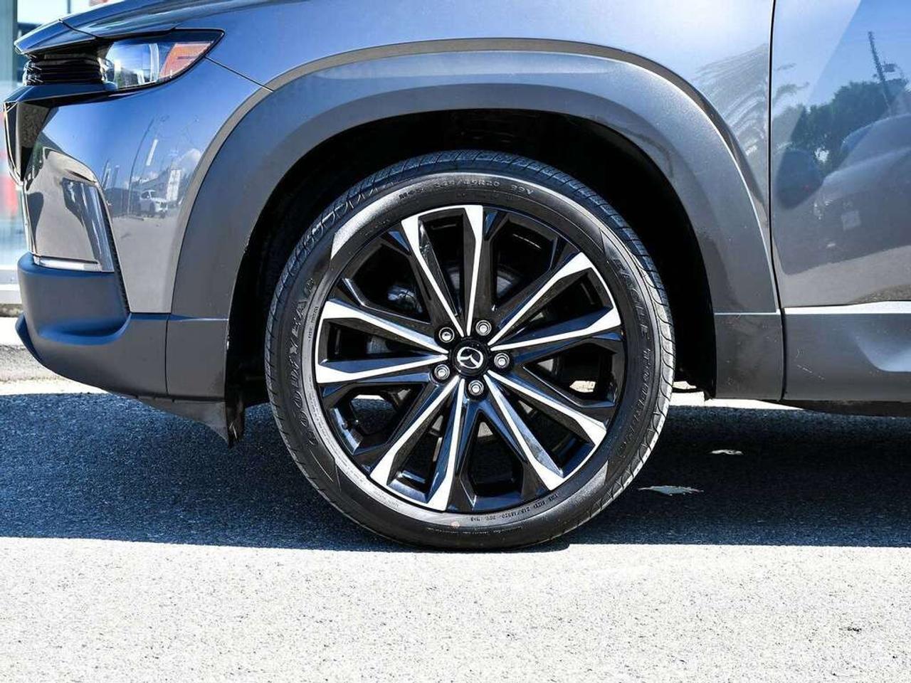 2025 Mazda CX-50 GT AWD Photo