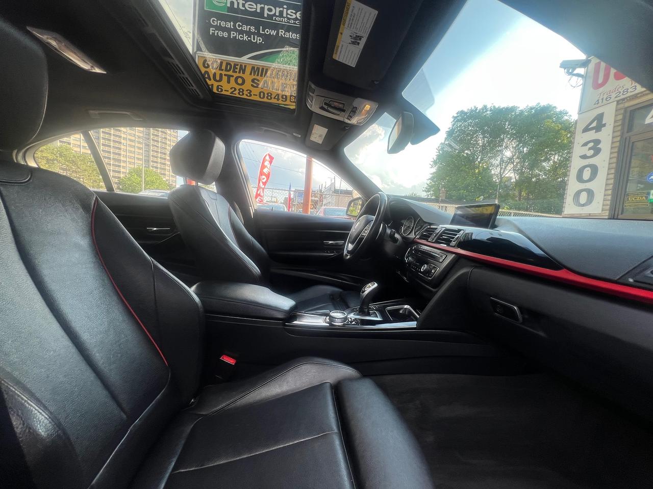 2014 BMW 3 Series 328i xDrive- LEATHER-SR/F-NAV-BACK CAM & MORE! Photo