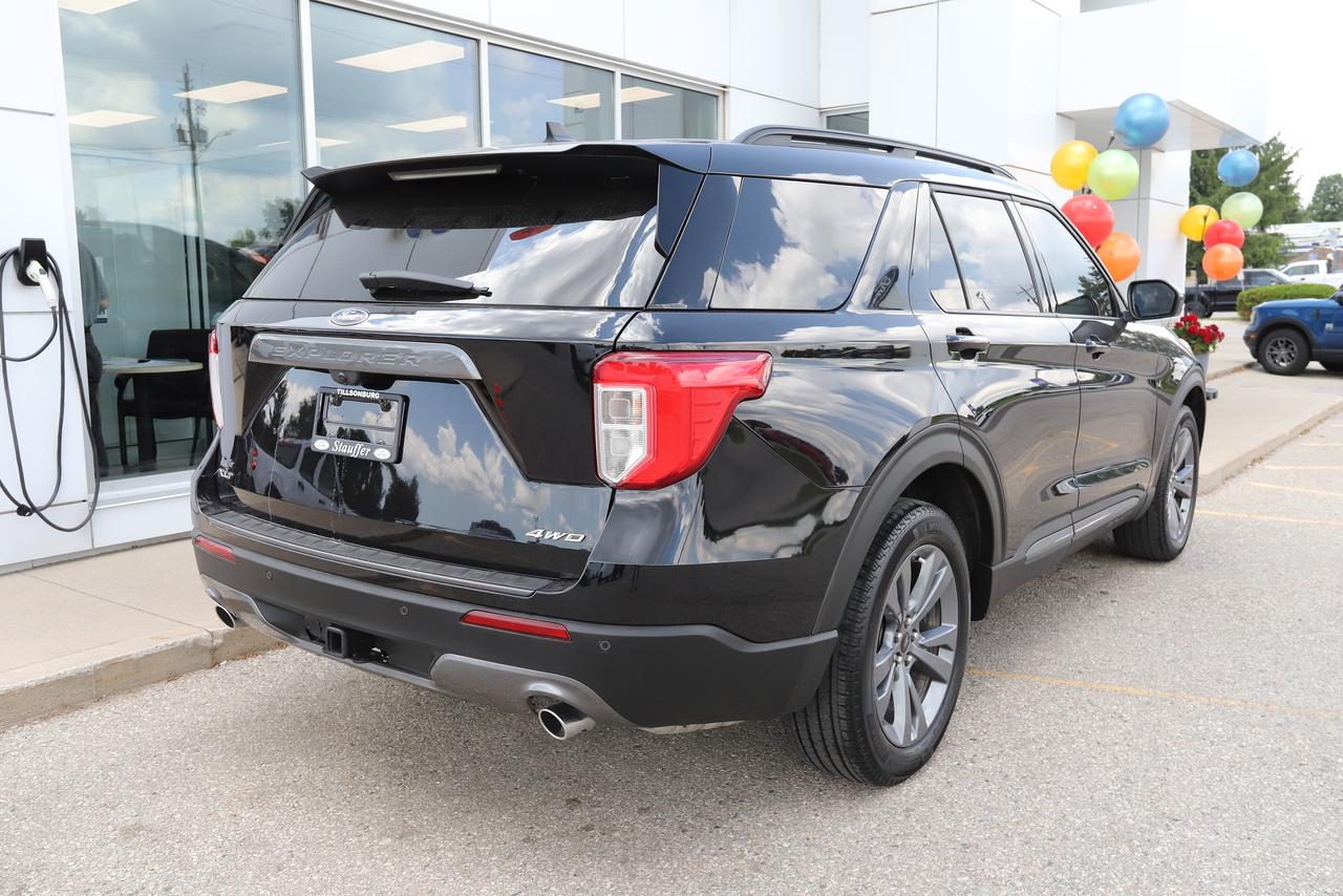 2022 Ford Explorer XLT 4WD Photo3