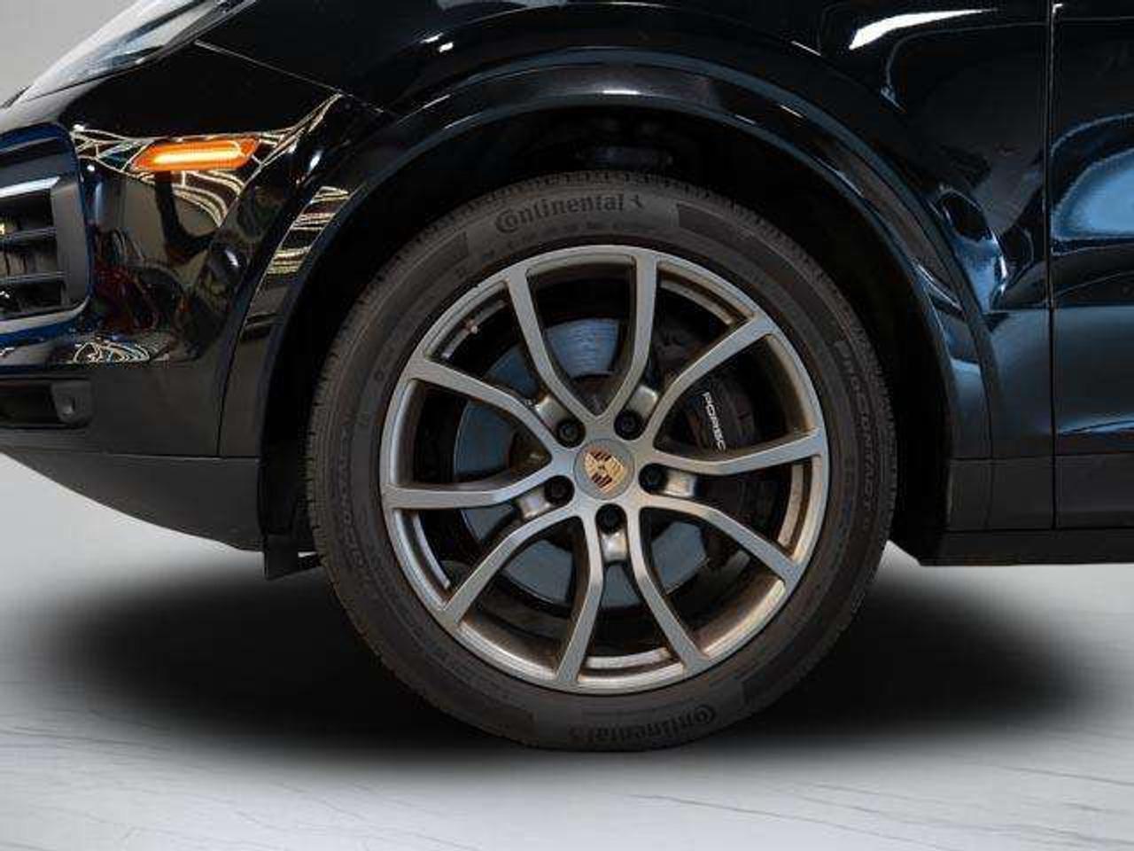 2023 Porsche Cayenne PLATINUM EDITION | PREMIUM PLUS & ASSISTANCE | 21 Photo