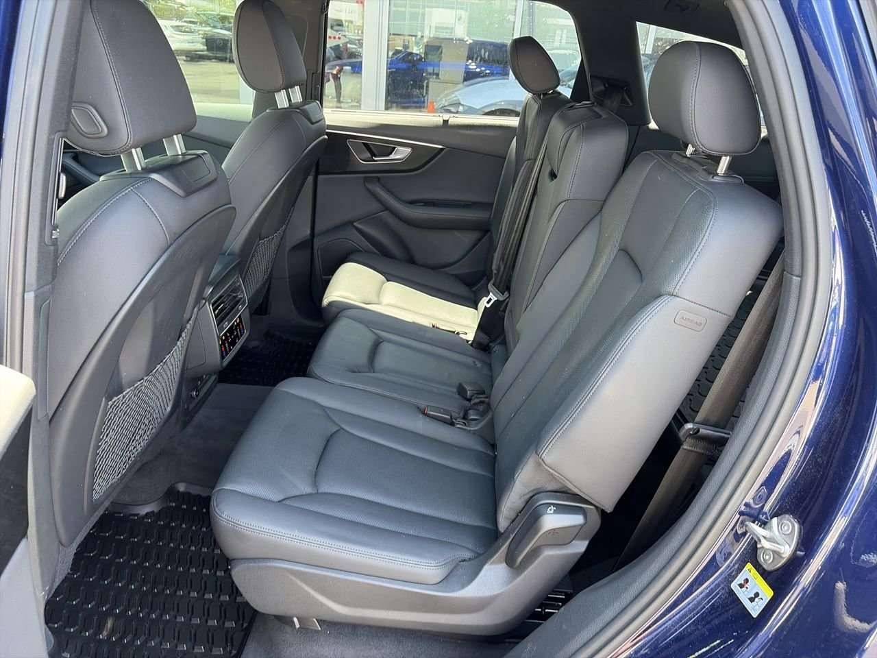 2023 Audi Q7 55 3.0T Technik quattro 8sp Tiptronic CLEAN CARFAX |  360-DEGREE TOP VIEW CAMERA | PANORAMIC SUNROOF Photo