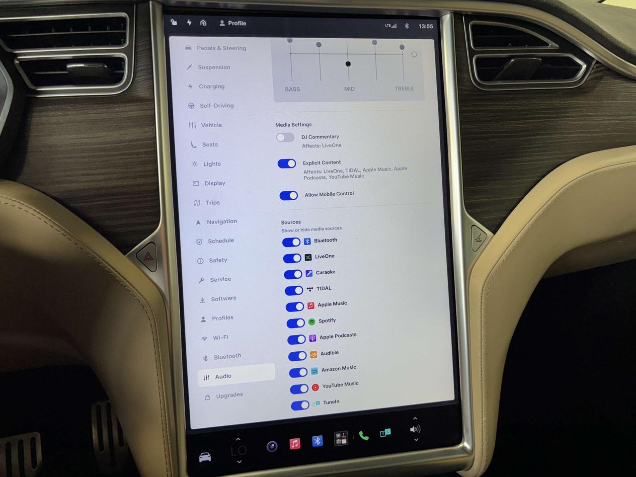 2016 Tesla Model X P90D|AWD|AUTOSTEER|INSANE+|7PASS|CREAMSEATS|WOOD|+ Photo