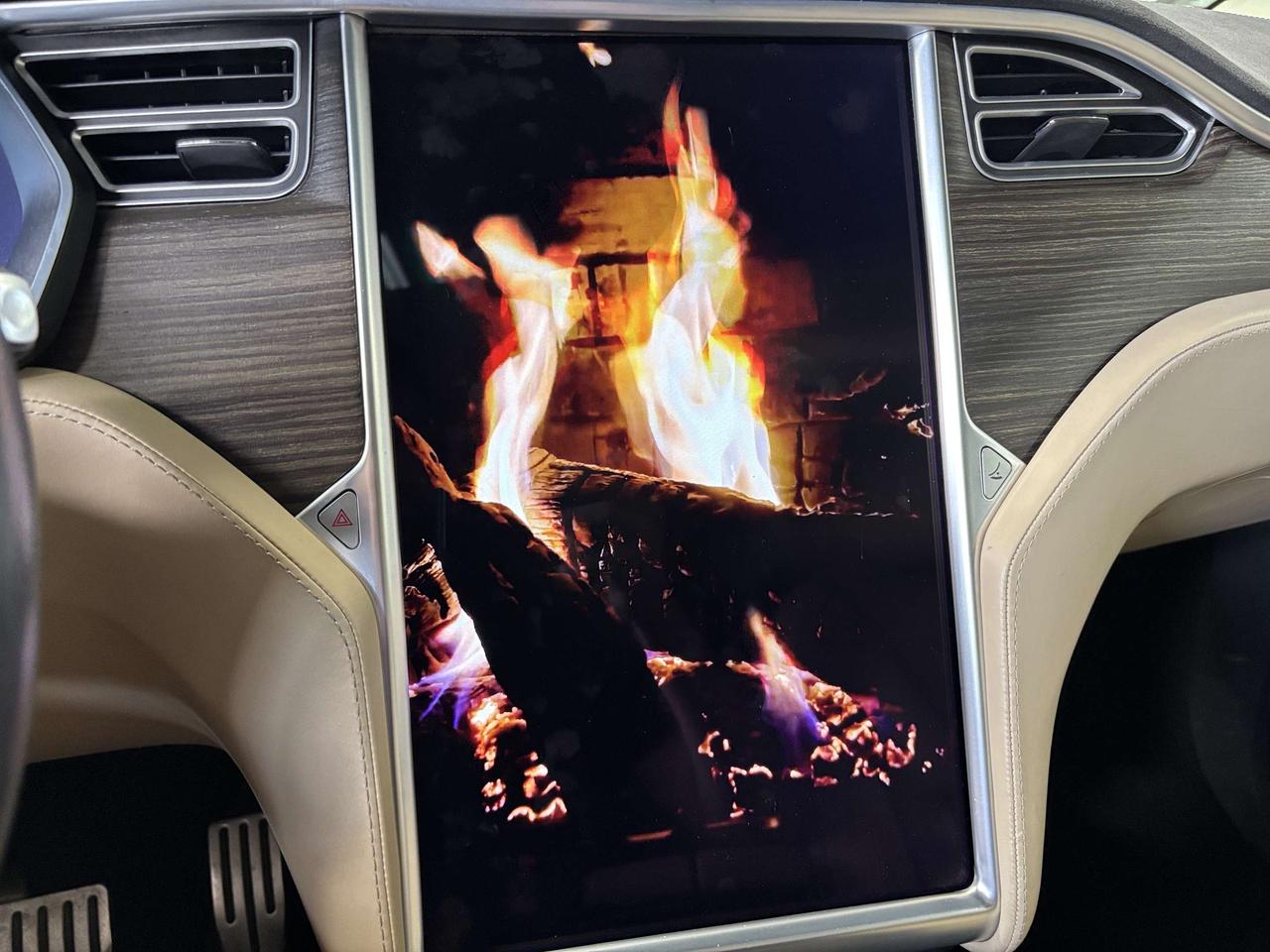 2016 Tesla Model X P90D|AWD|AUTOSTEER|INSANE+|7PASS|CREAMSEATS|WOOD|+ Photo