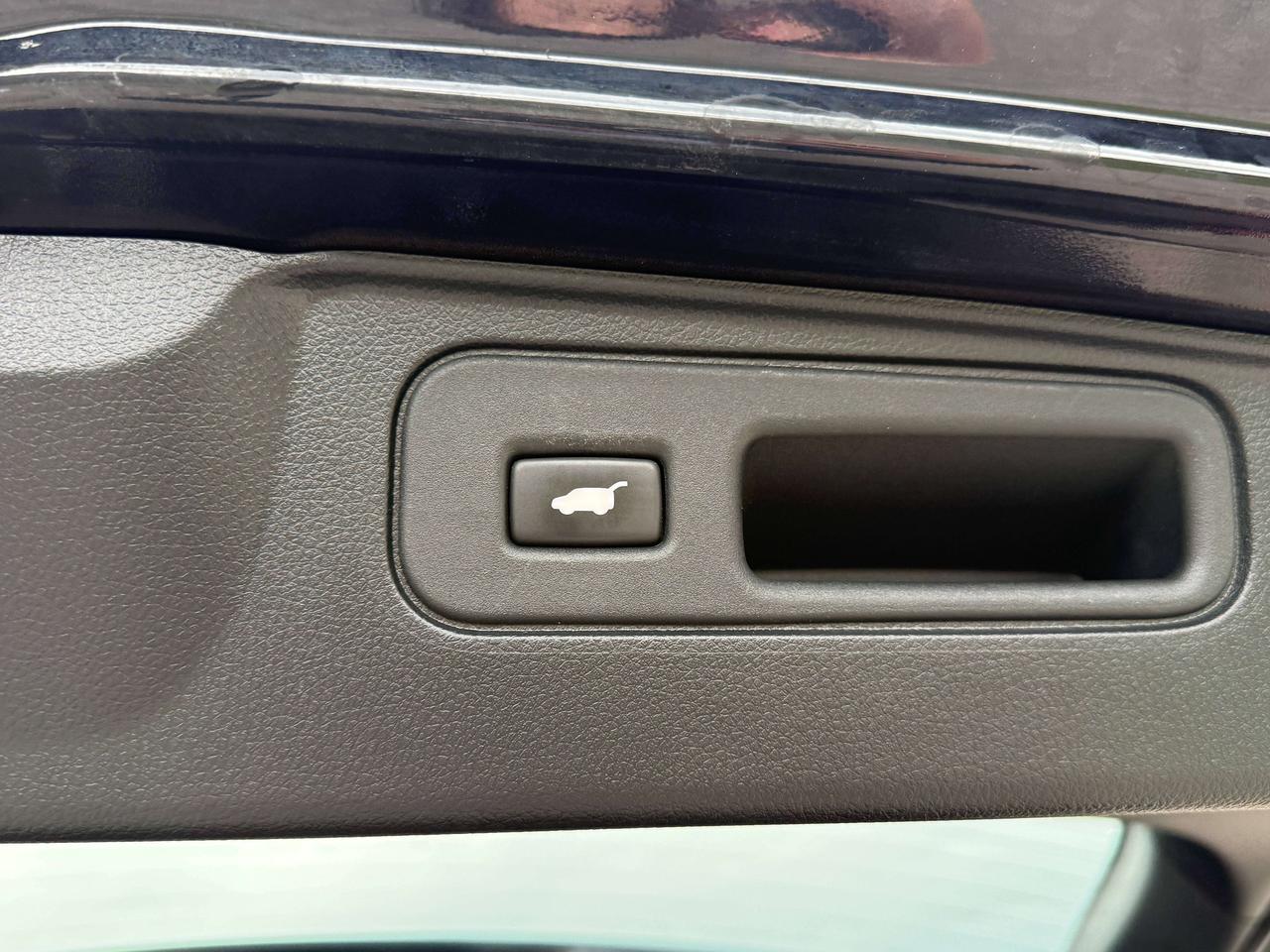2022 Honda Passport Sport | SUNROOF | HEATED SEATS | REMOTE START Photo
