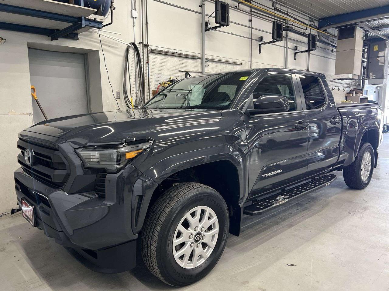 2024 Toyota Tacoma 4X4 | HEATED SEATS | CARPLAY | ALLOYS | TOW PKG Photo0