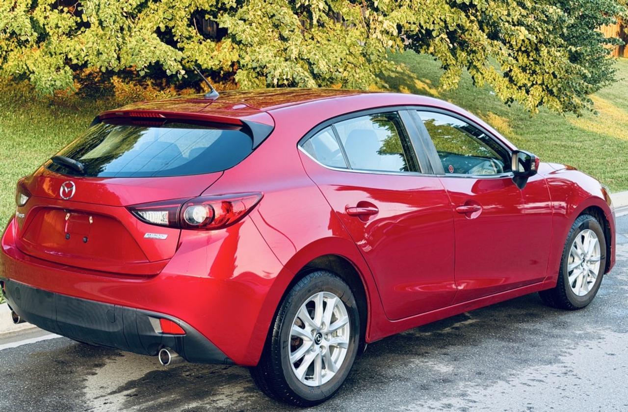 2015 Mazda MAZDA3 Sport Sport GS Photo