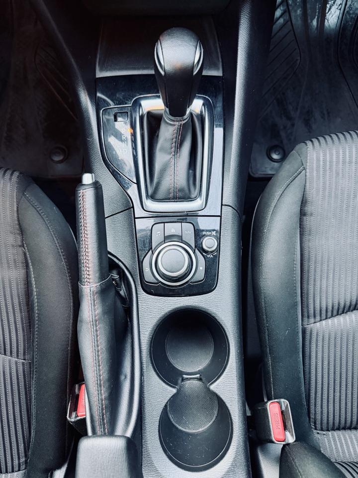 2015 Mazda MAZDA3 Sport Sport GS Photo