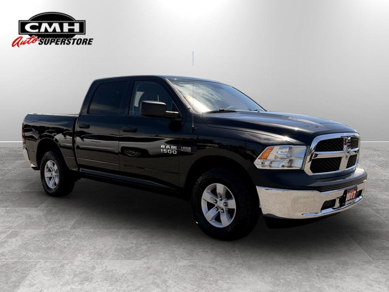 2017 RAM 1500 ST w/SXT App. Pkg  **CLEAN CARFAX** Photo