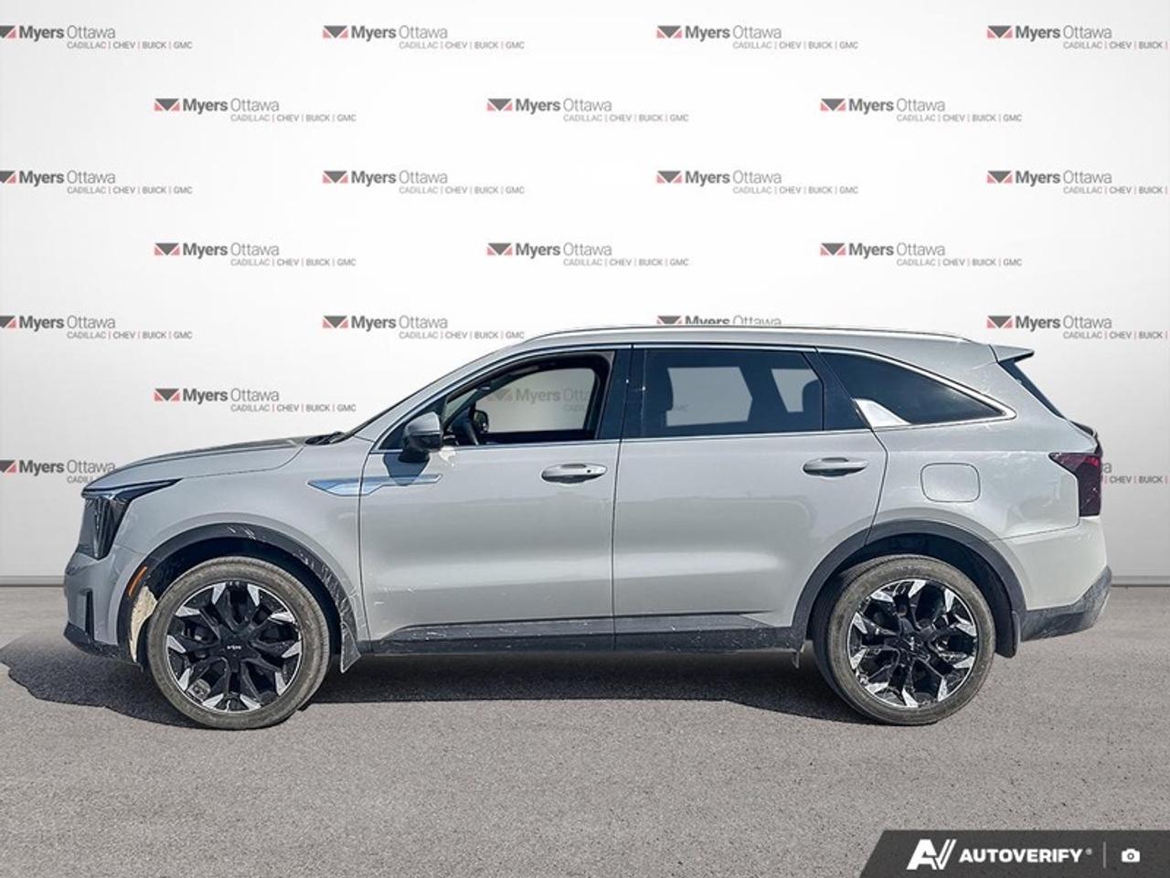 2025 Kia Sorento EX  - Power Liftgate Photo