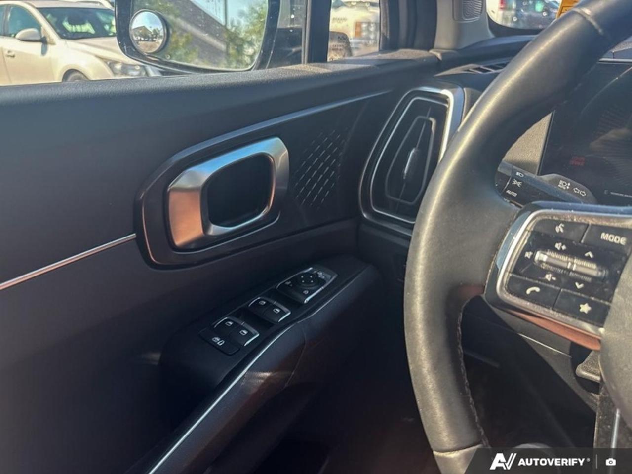 2025 Kia Sorento EX  - Power Liftgate Photo