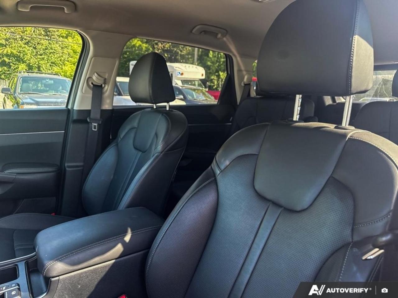 2025 Kia Sorento EX  - Power Liftgate Photo