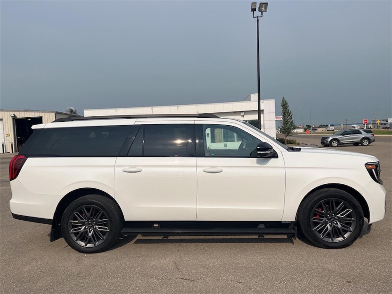 2025 Ford Expedition Platinum Max  - Premium Audio Photo
