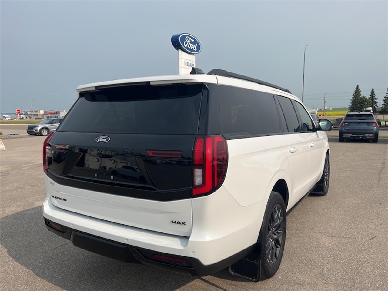 2025 Ford Expedition Platinum Max  - Premium Audio Photo5