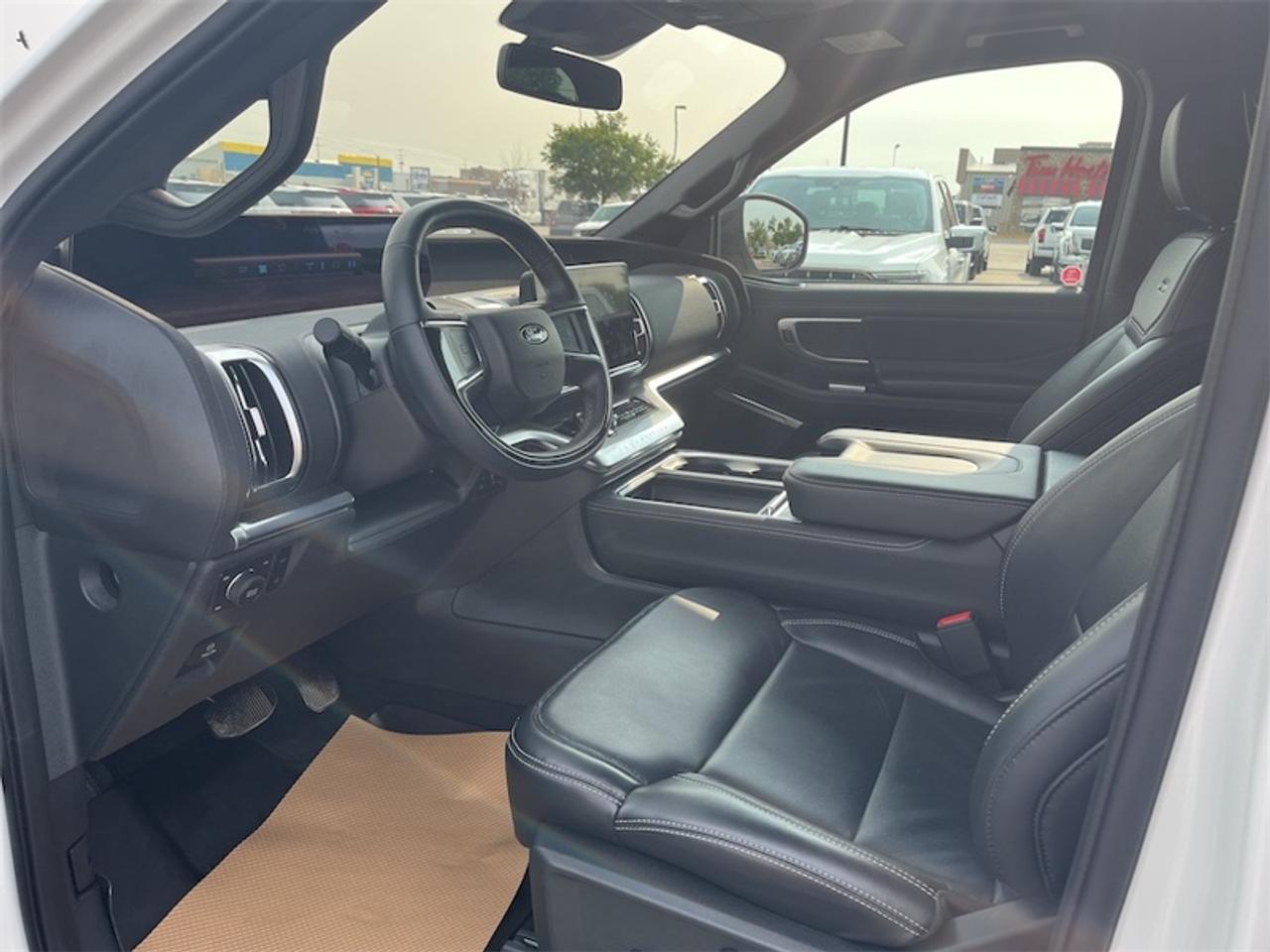 2025 Ford Expedition Platinum Max  - Premium Audio Photo5