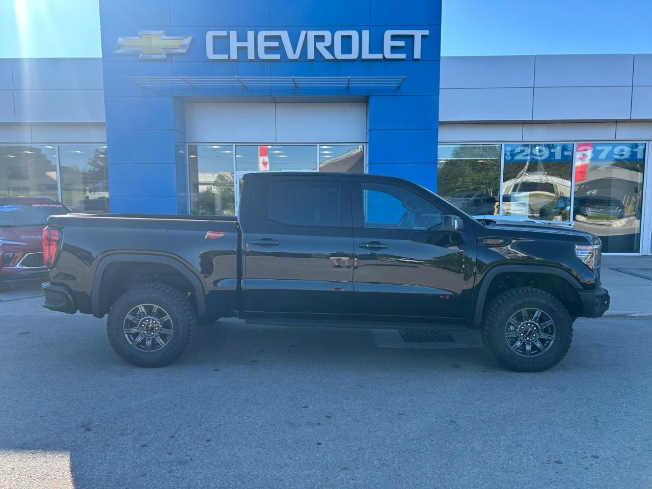 2026 GMC Sierra 1500 Crew Cab Short Box 4-Wheel Drive AT4X Photo5