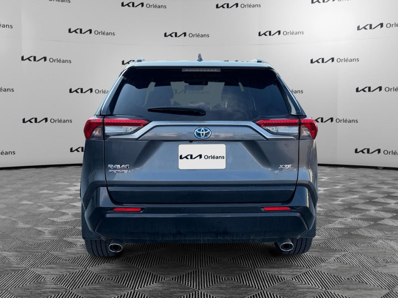 2022 Toyota RAV4 Prime XSE AWD Photo