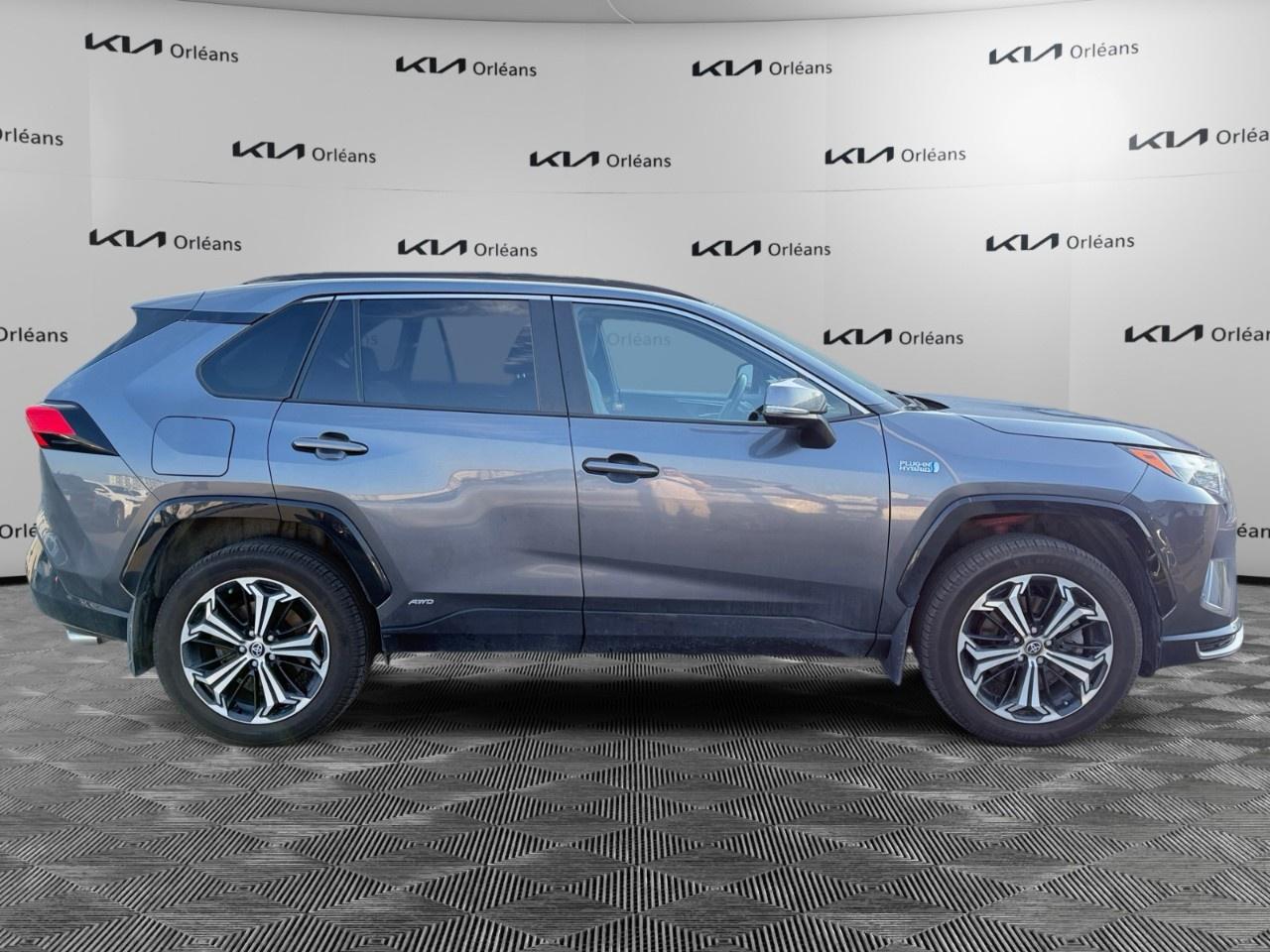2022 Toyota RAV4 Prime XSE AWD Photo