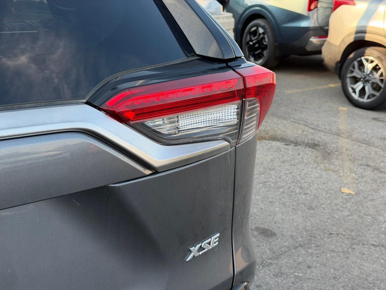 2022 Toyota RAV4 Prime XSE AWD Photo