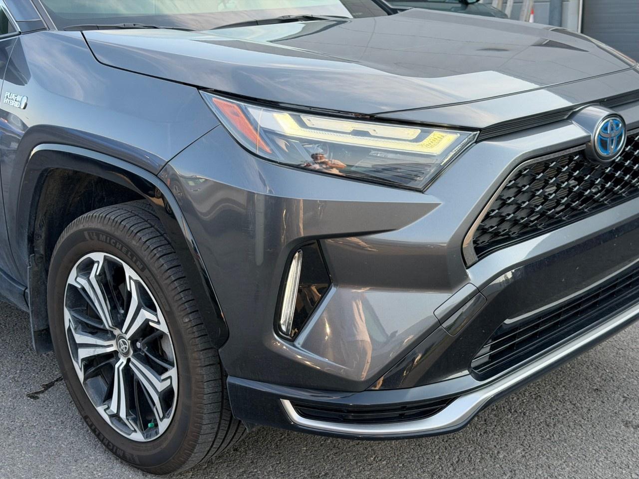 2022 Toyota RAV4 Prime XSE AWD Photo